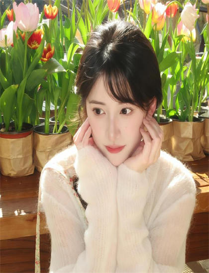 一個人在線播放免費觀看_小蝌蚪視頻在線觀看免費觀看